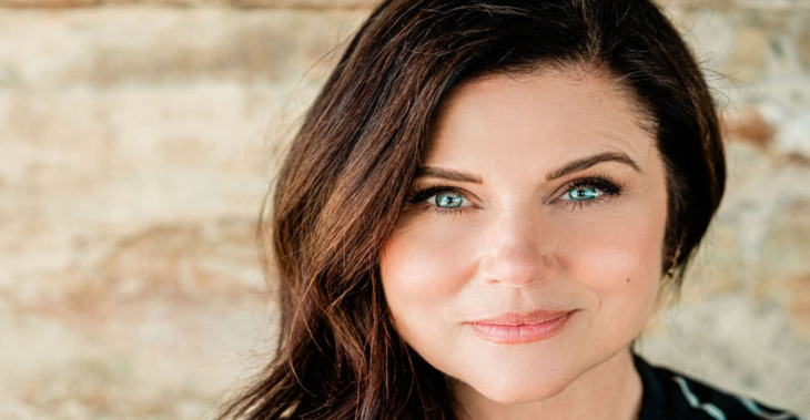 Exclusive: Tiffani Thiessen Has ‘Subtracted All the BS,’ and She’s Never Felt Better