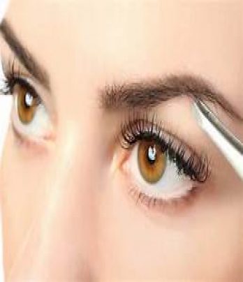 Eyebrow Trim