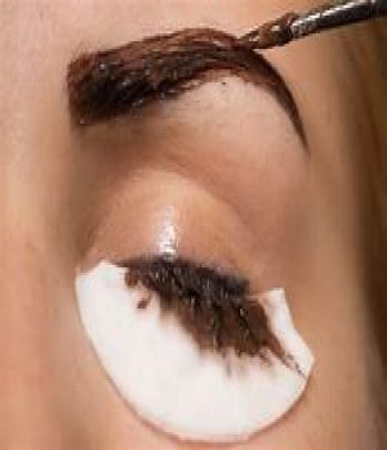 Eyelash Tint
