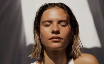 <![CDATA[Could This Biomimetic Serum Replace Your Daily Vitamin C?]]>