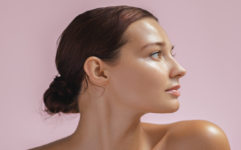 <![CDATA[Can Face-Lifting Masks Really Give You a Slimmer Jawline?]]>