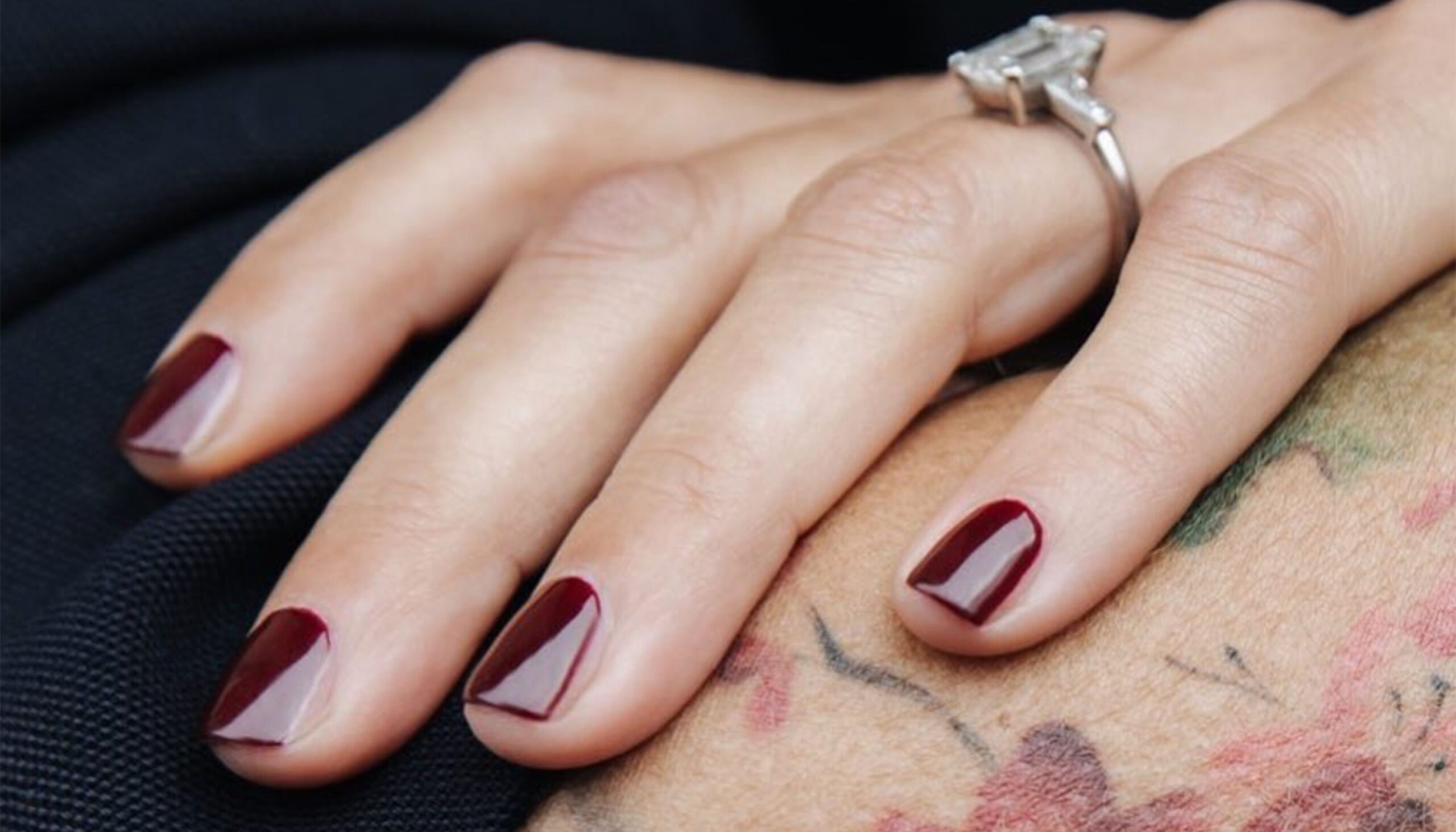 The Italian Manicure Makes Short Nails Look Longer