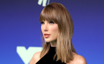 Taylor Swift Put a Fresh Spin on ’60s Eyeliner at the 2026 VMAs