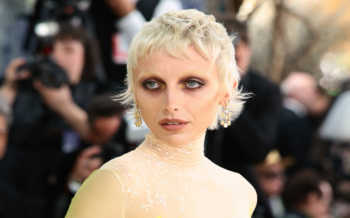 <![CDATA[Bleached Brows Are Back, But There’s a Right Way to Do Them]]>