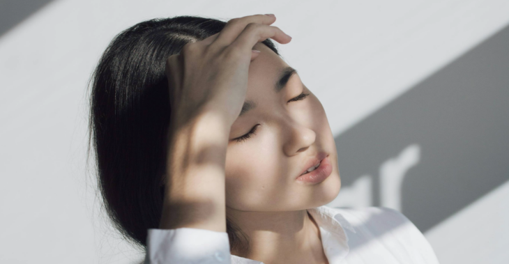 The One Skin Care Serum A Dermatologist Swears By For Tackling Wrinkles, Discoloration, and More