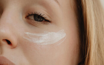 Avène Clears the Air on Cicalfate Cream Concerns