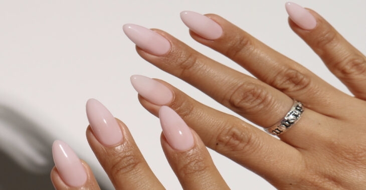 10 Chic Ways to Wear OPI’s Bubble Bath, From Classic French to Chrome