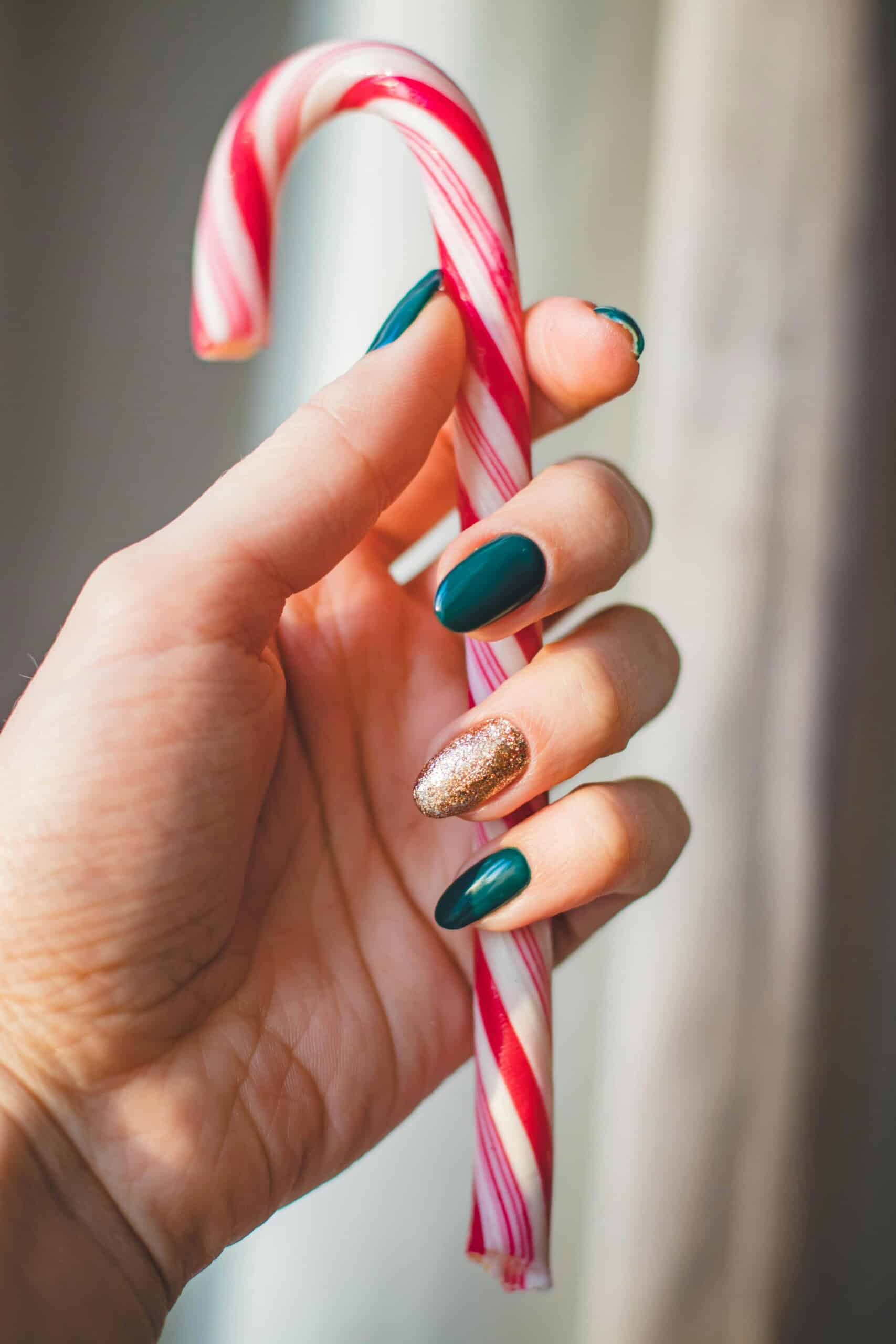 Festive Nails: 6 Easy Christmas Designs You Can Do at Home