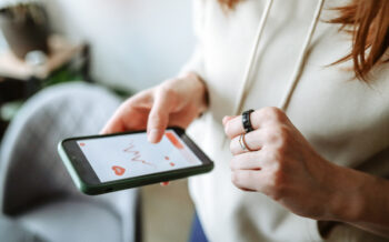 Using a GLP-1 for Weight Loss? These Apps Help You Stay on Track