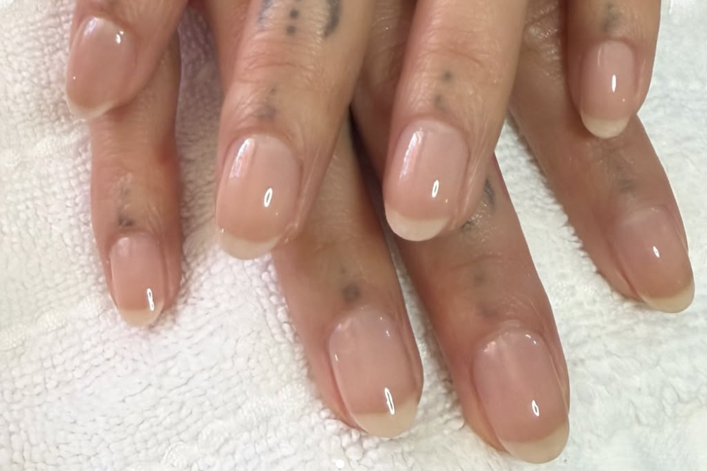 I Can’t Get Over Zoë Kravitz’s ‘Cloudy French’ Nails
